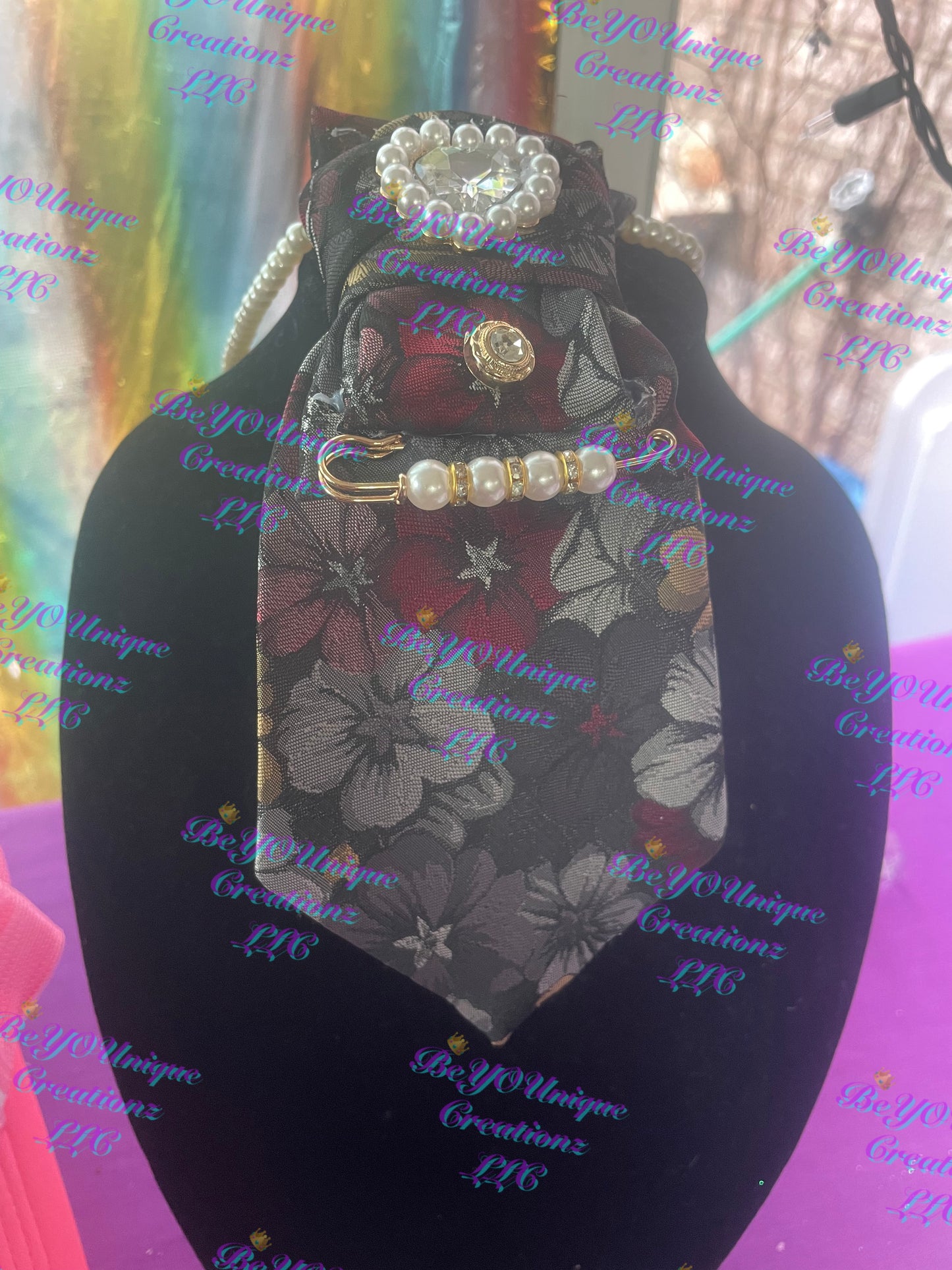 Custom woman's necklace necktie