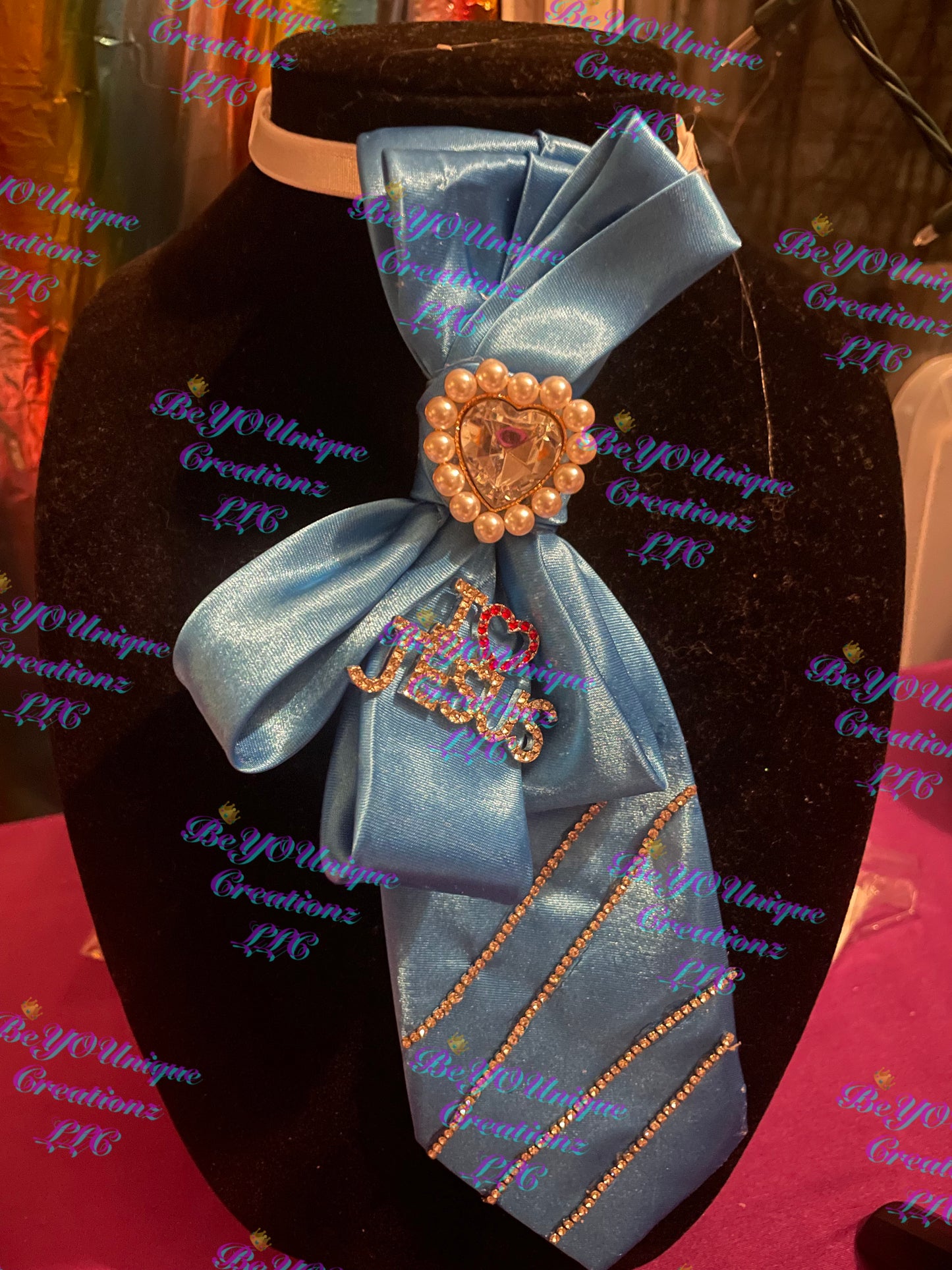 I ❤️Jesus woman's upsycle tie