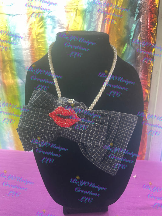 Tinder kiss custom woman's necklace bow tie