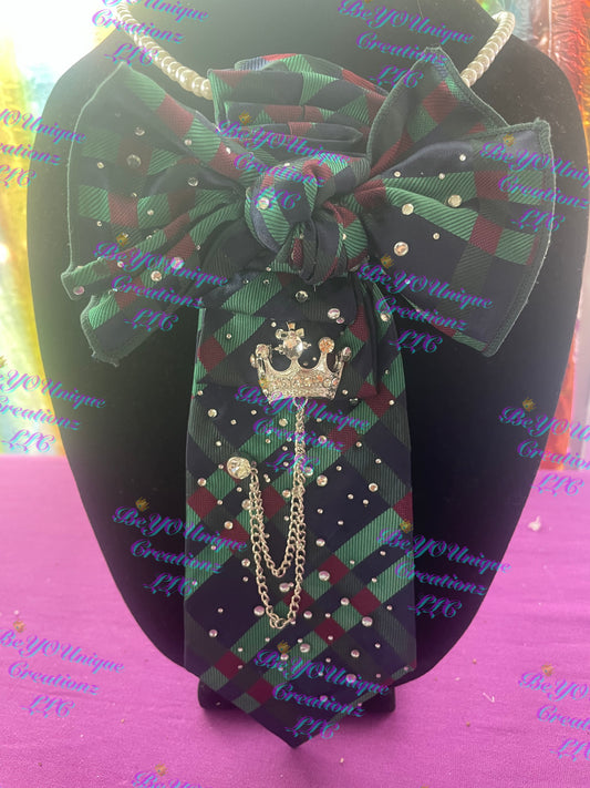 Custom woman's necklace necktie