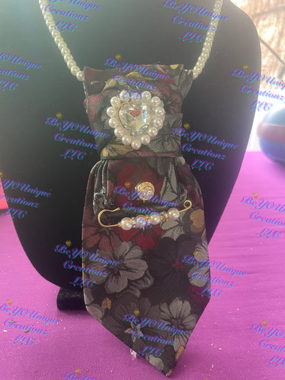 Custom woman's necklace necktie