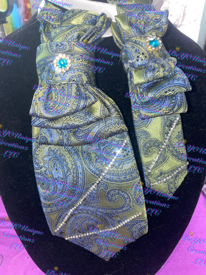 Mommy and mini me necklace tie set